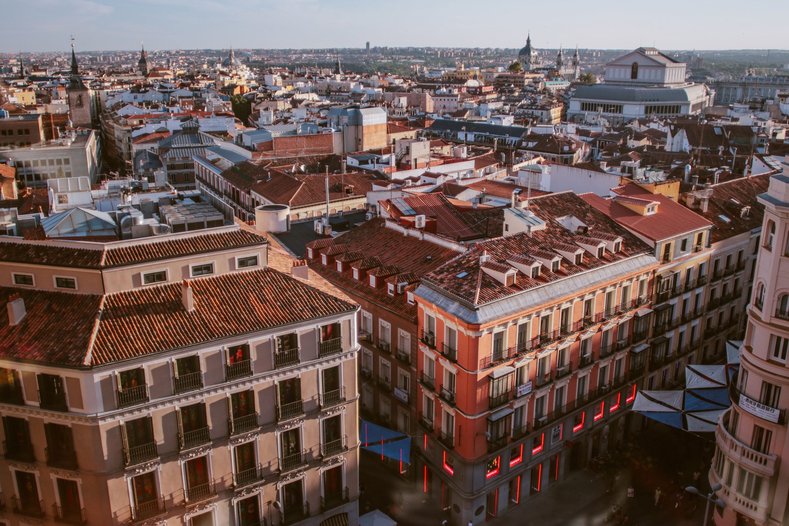La fête nationale de l’Espagne en 2026 : guide complet pour vivre le 12 octobre 5 pexels jibarofoto 1500599 scaled